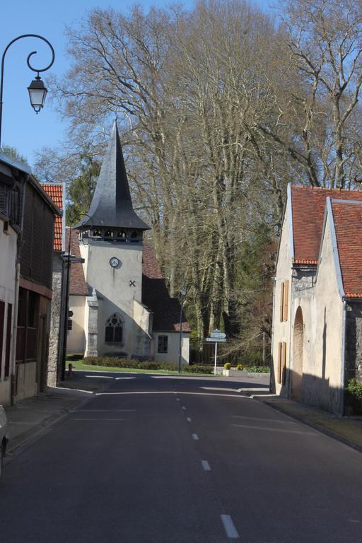 Charmante Maison Pierres 1768 Polisy Esterno foto