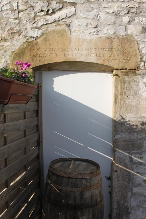 Charmante Maison Pierres 1768 Polisy Esterno foto