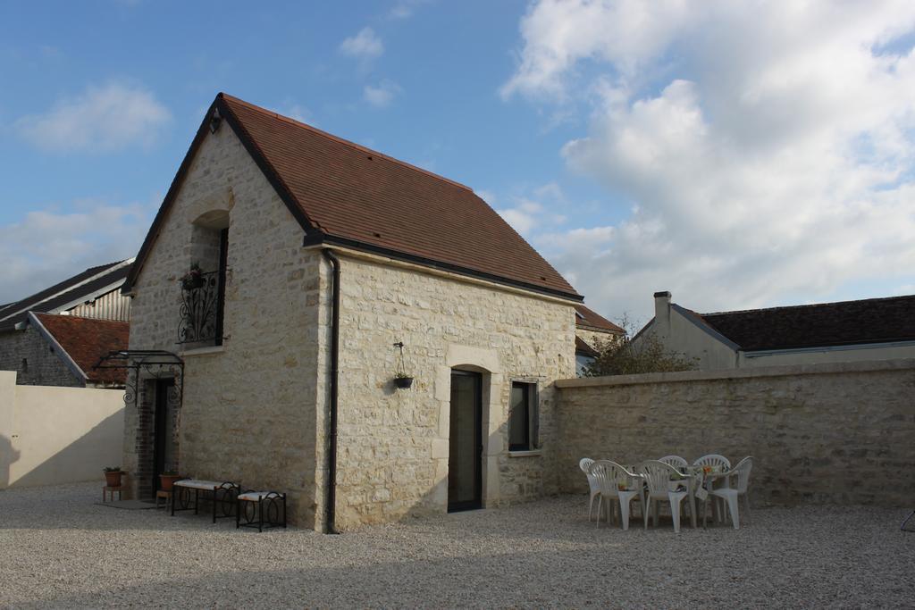 Charmante Maison Pierres 1768 Polisy Esterno foto